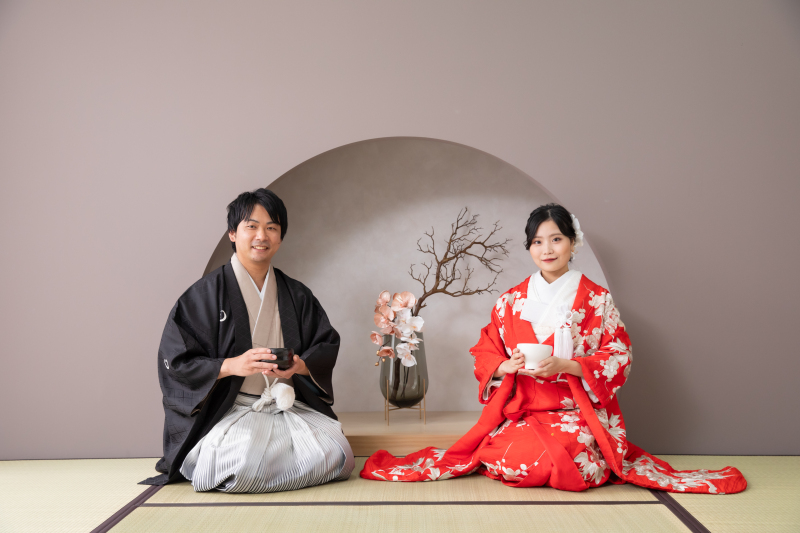 お二人らしい個性溢れる和洋スタジオ撮影!