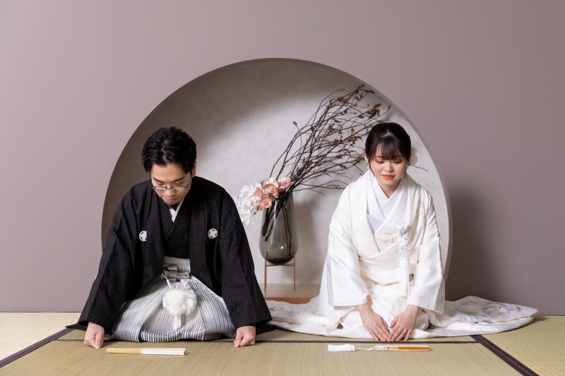 お辞儀ショット