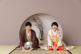 和装＋洋装の贅沢２着プラン！ 仲良しさ全開の前撮り撮影♪