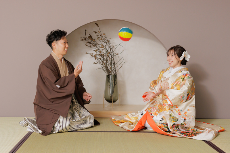 無邪気に遊ぶショット