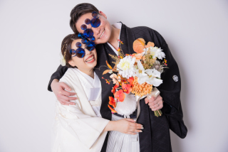 笑顔が素敵なお二人の和装スタジオ撮影☆