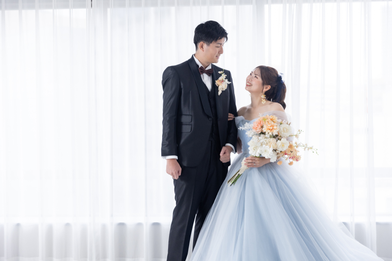 スタジオへ移動して衣装チェンジ！