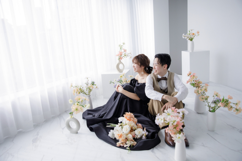 ブラックドレスにお色直しをして、、