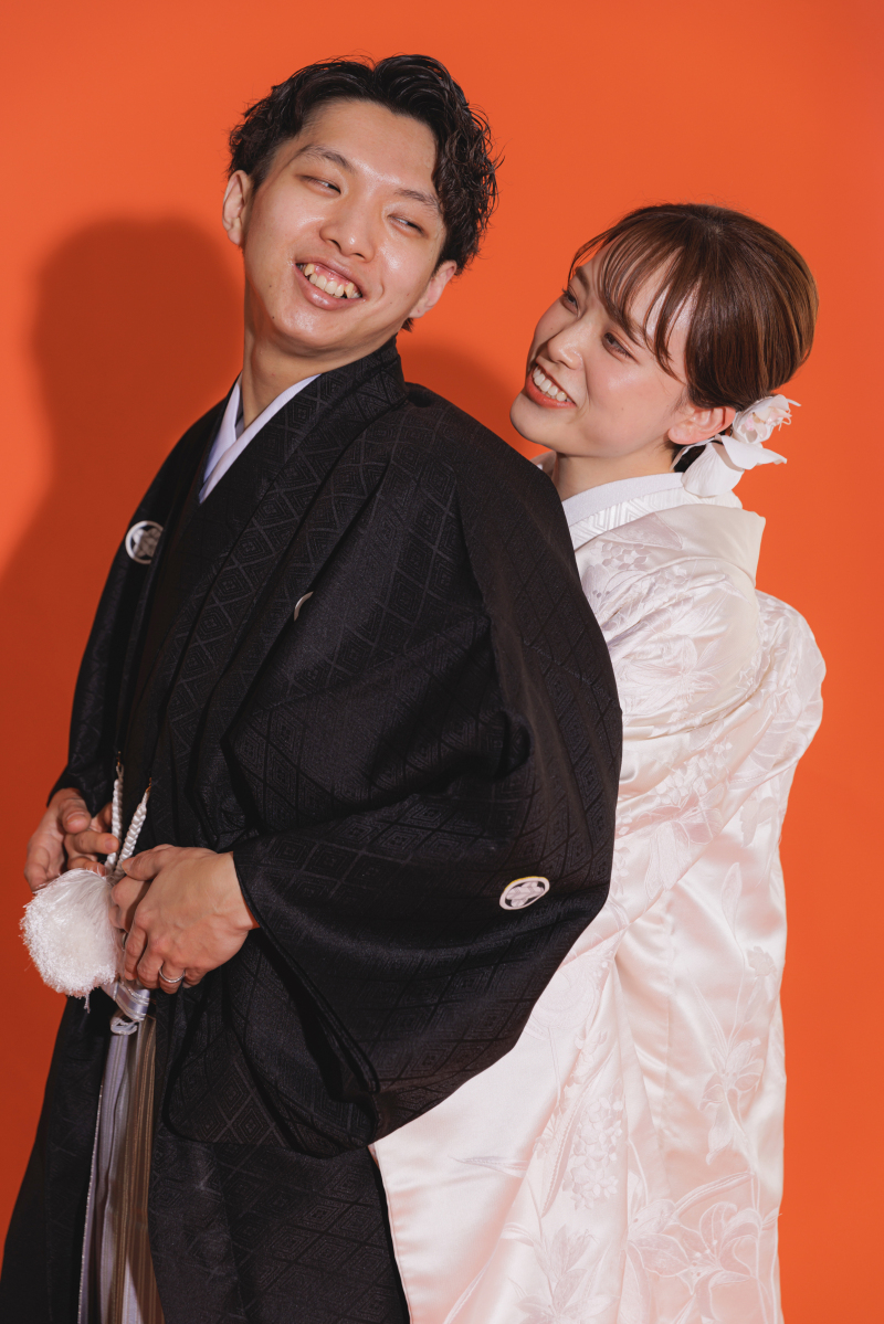 見つめ合いながら