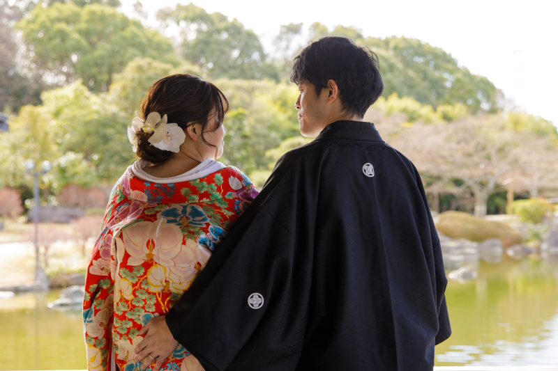 お二人の後ろ姿