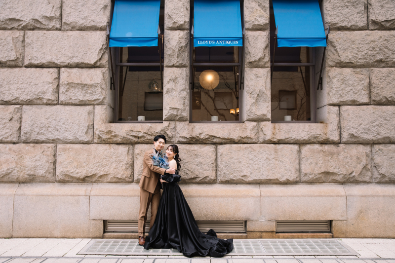 ブラックドレスで