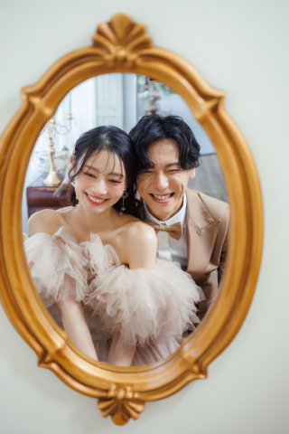 studio Lux(スタジオルクス)_【洋装&times;スタジオ】選べるシチュエーションでお二人らしさが全部叶う