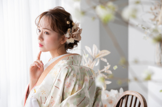 studio Lux(スタジオルクス)_【和装×スタジオ】自然光の入るスタジオを貸切で撮影！