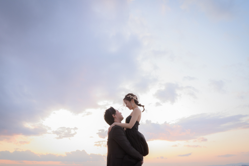 夕暮れにかけてのマジックアワーブラック衣装のお二人がよく映えていました。