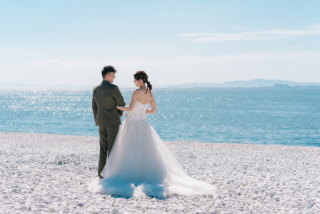 スタジオ撮影もお任せください！お二人らしい写真が撮影できるように心がけます。