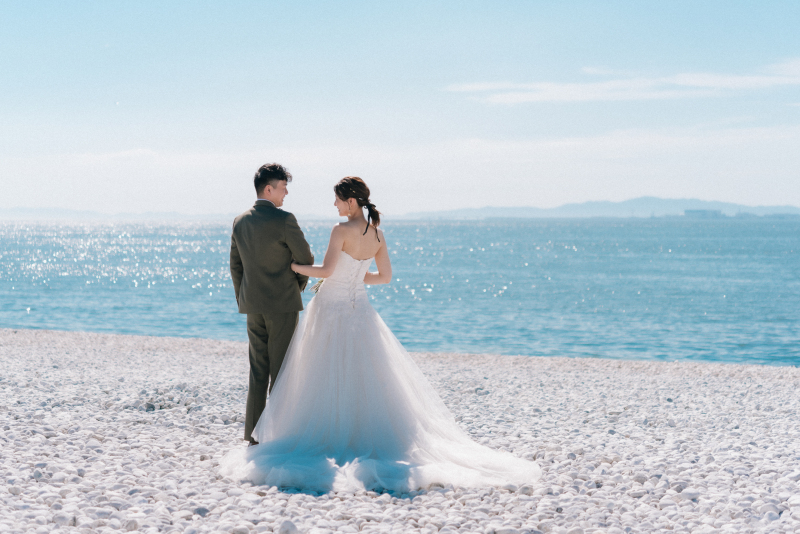 スタジオ撮影もお任せください!お二人らしい写真が撮影できるように心がけます。