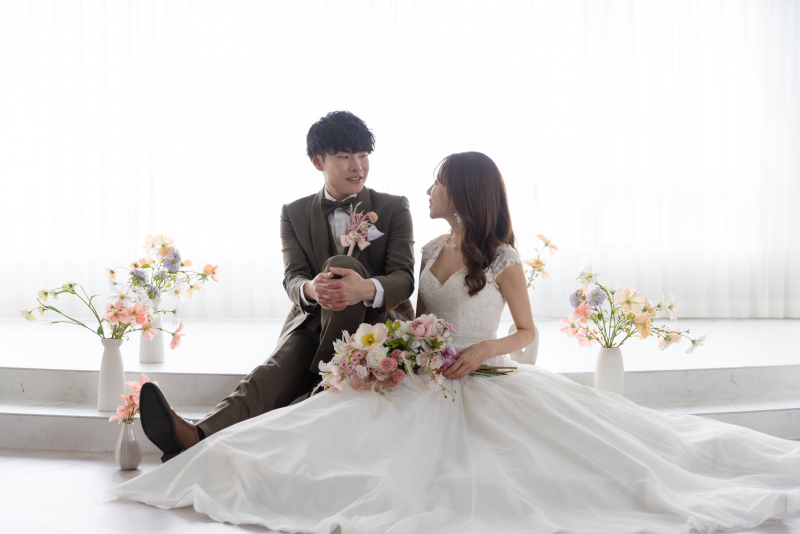挙式をされる方へ【結婚式で使えるデータお急ぎ納品★2面アルバム付き】ドレスも和装も選べる1点スタジオ撮影プラン♪115,000円