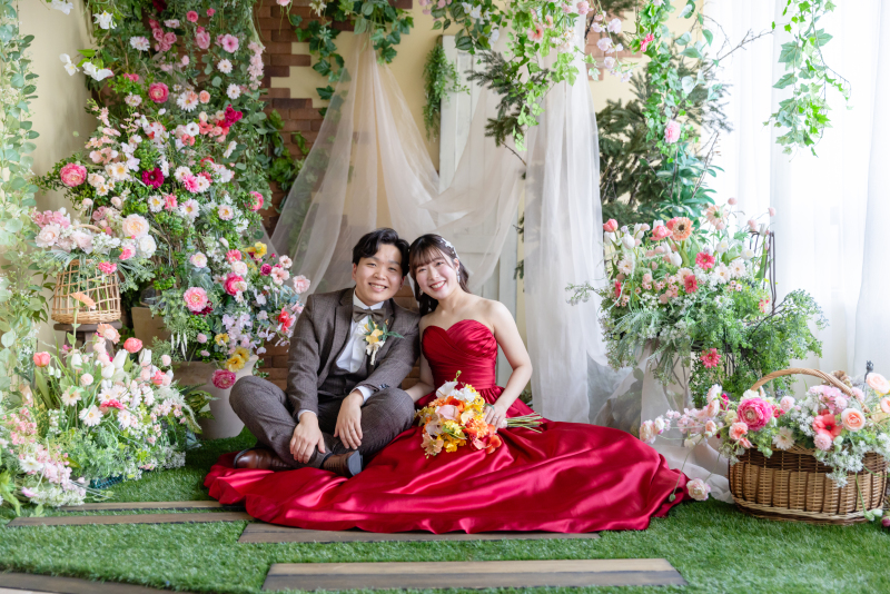 挙式をされる方へ【結婚式で使えるデータお急ぎ納品★2面アルバム付き】ドレスも和装も選べる1点スタジオ撮影プラン♪115,000円