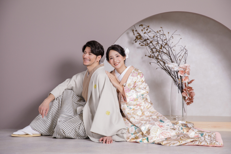 【5月末までの撮影で50%OFF!15組限定】和装+洋装スタジオプラン☆98,000円!選べるシチュエーションが魅力★