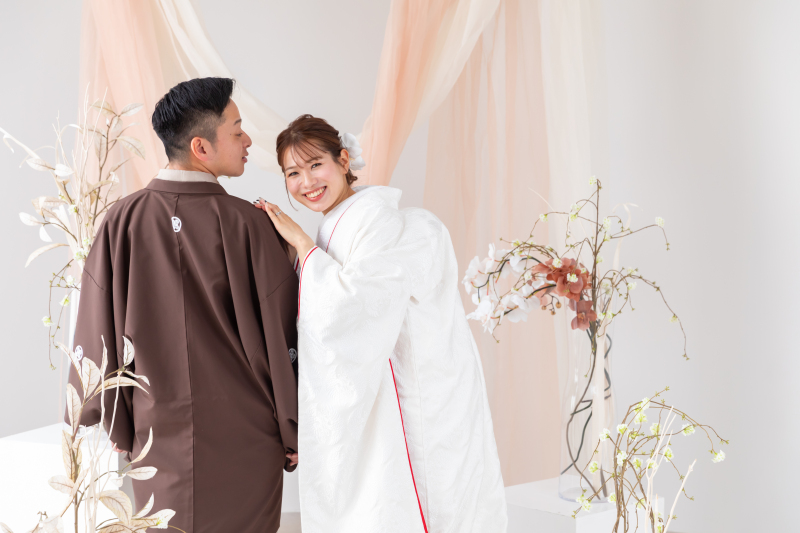【スタジオ+ロケーション撮影】3着プラン!!ドレスも和装も組み合わせ自由!スタジオもロケーションもどちらも撮影ができる!