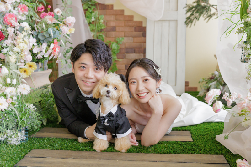 【スタジオ撮影】愛するペットと一緒に⭐︎わんちゃんもねこちゃんも◎お二人の大切な家族と叶える洋装スタジオフォト♪