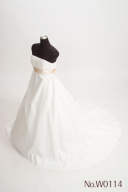 ウェディングドレス