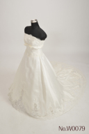 ウェディングドレス