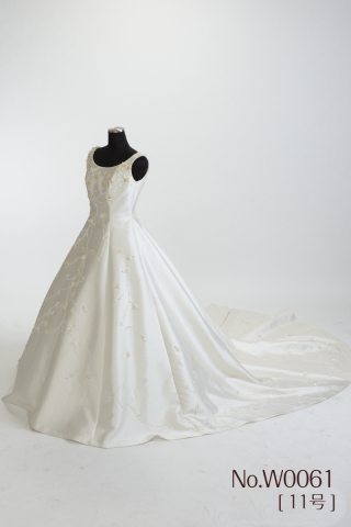 ウェディングドレス