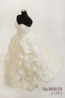 ウェディングドレス