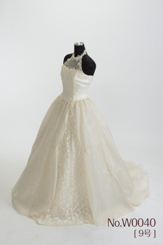 ウェディングドレス