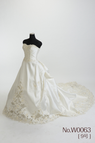 ウェディングドレス