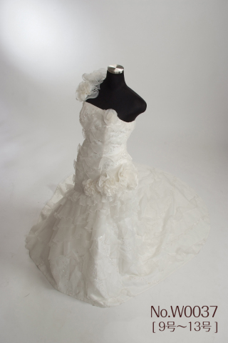 ウェディングドレス