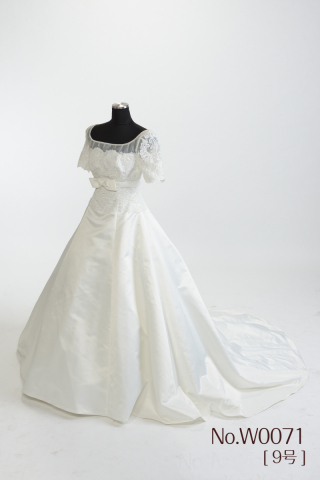 ウェディングドレス