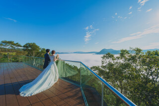摩周湖に広がる雲海。夏場になると雲海が高確率で広がります。アイヌ語で神の湖を表すカムイ・トーはその名の通り神秘的な景色。朝早い時間の撮影になってしまいますが、僕にとっても忘れられない撮影になりました。