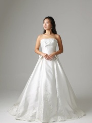 胸元裾刺繍 サイドタックリボン