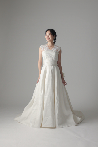 別トレーン取外し袖付けサテンAライン