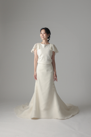 レース袖シンプルスカート