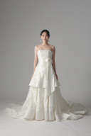 胸元ビーズ BIGリボン 2段パイピング