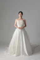 トップス花パール 後裾プリーツフリル/MV