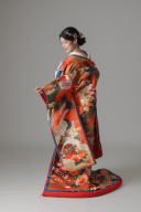 八重重ね 鶴に牡丹/朱赤