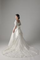 5分レース袖サテン刺繍スカート