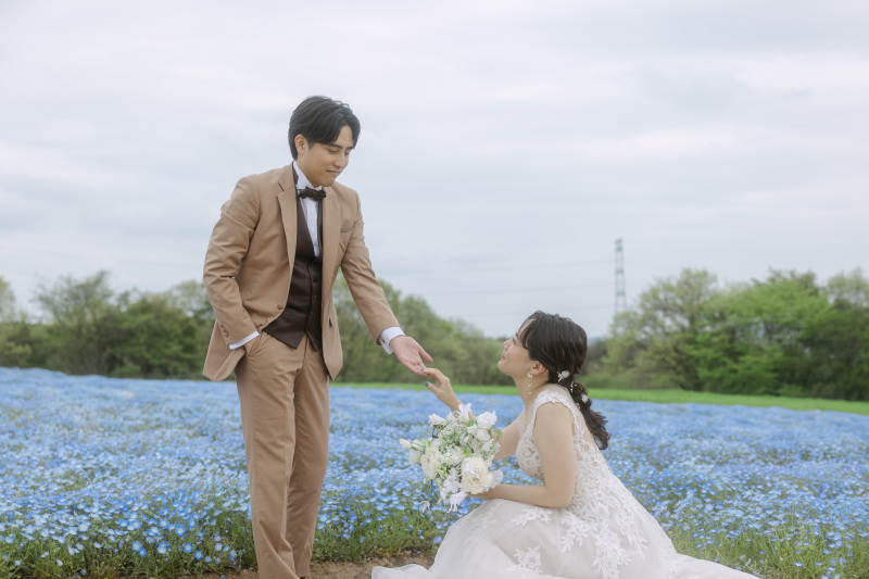 手に触れて