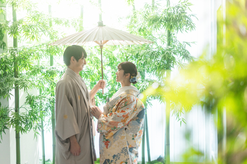 二人で向かい合って