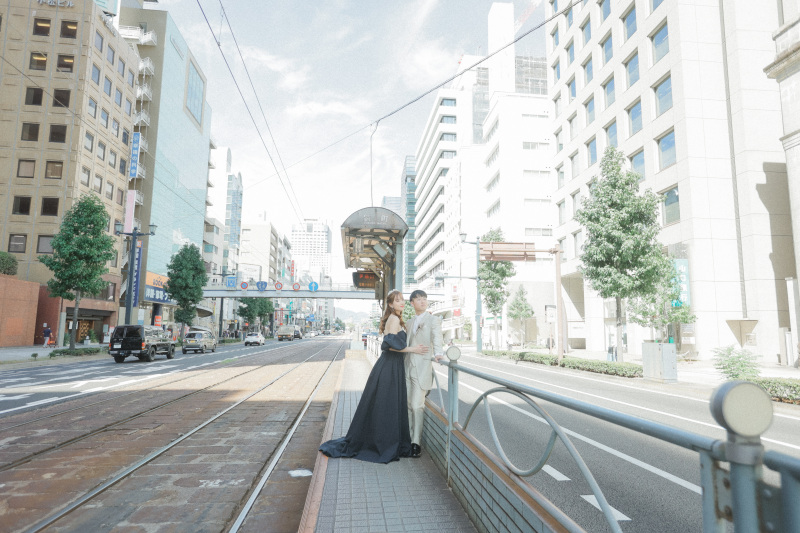 電停で
