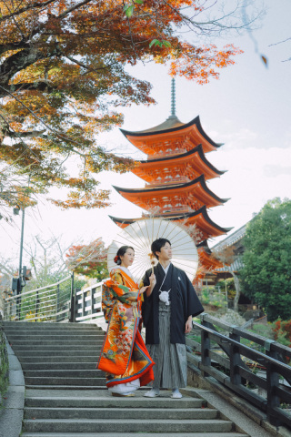 【宮島】紅葉も食べ歩きも楽しめるロケーション