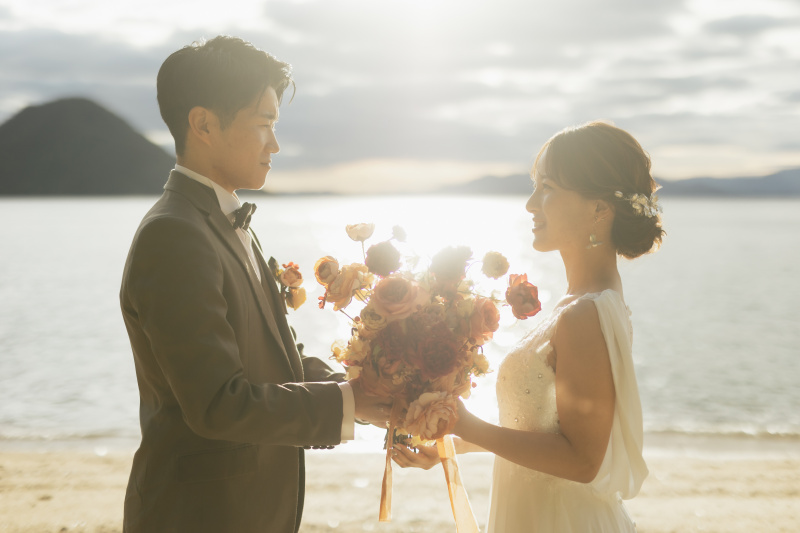 夕日をバックに