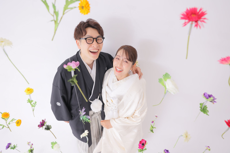 【今なら2着プラン対象】お花に囲まれたスタジオで残すお洒落フォト♪