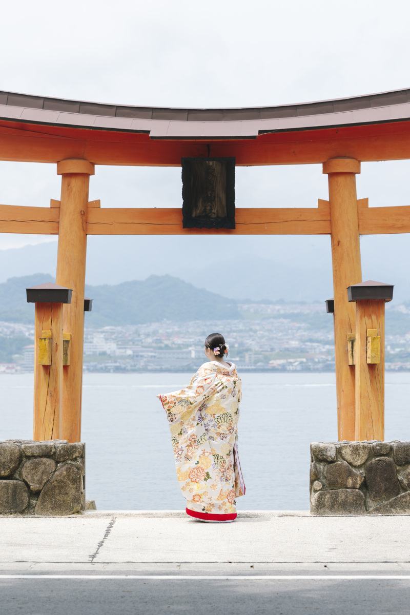 長浜神社の前で