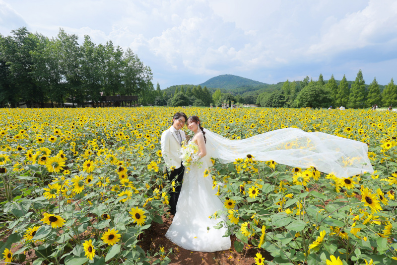 ベールをなびかせて