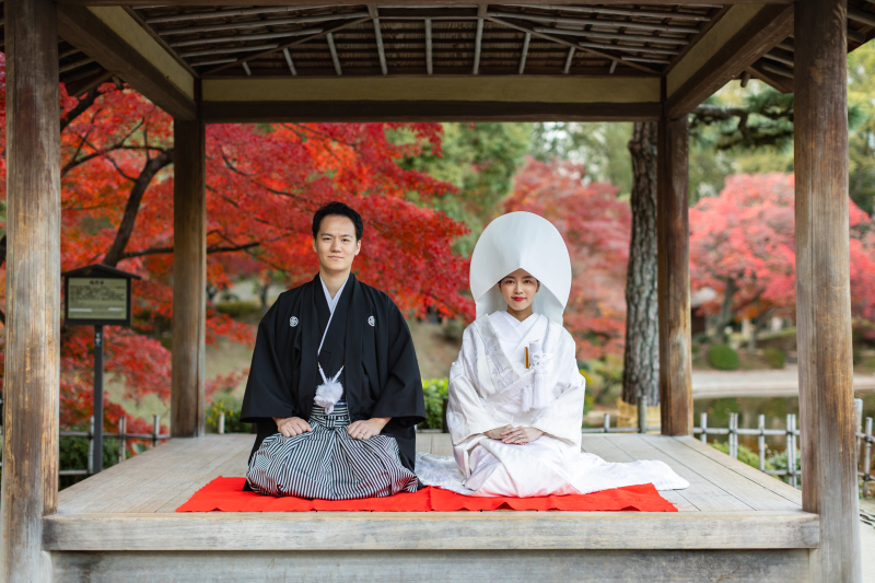 正座のショットも