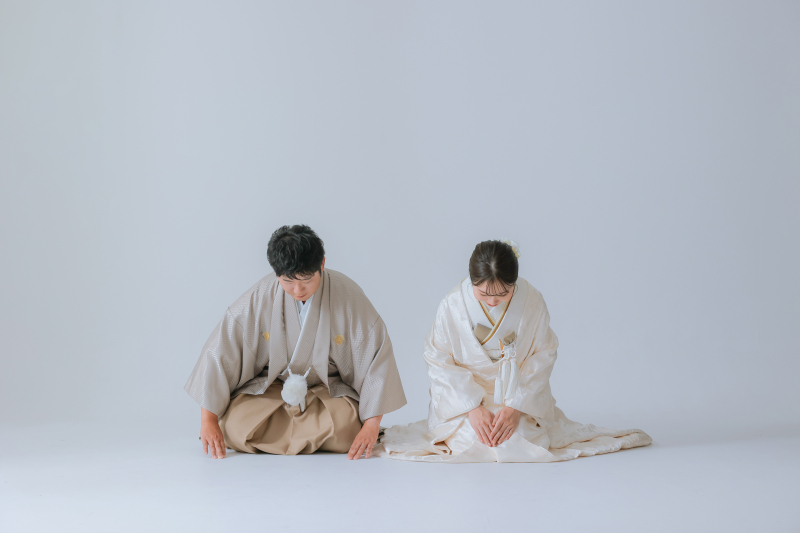 正座、お辞儀。