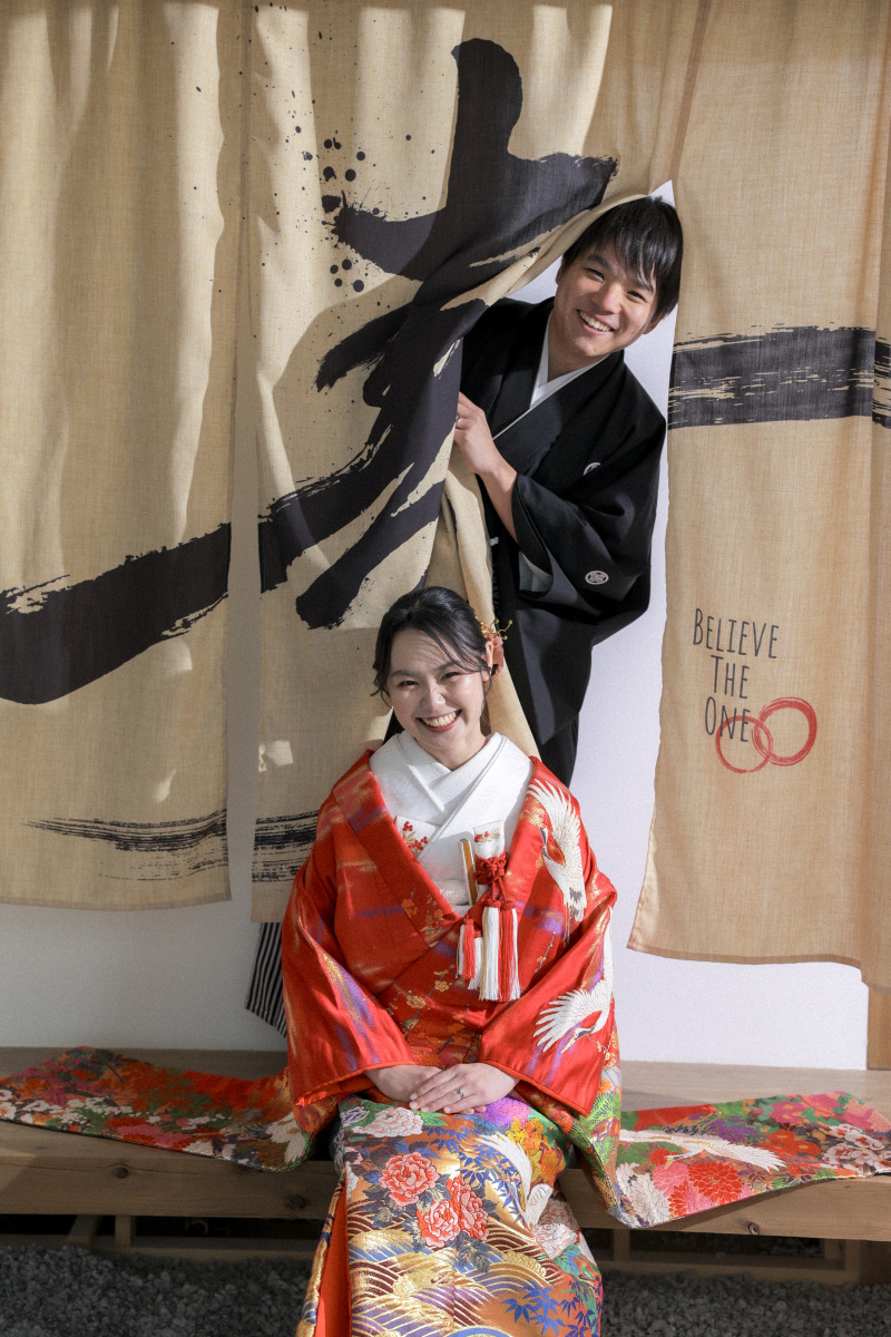 暖簾を覗いて。