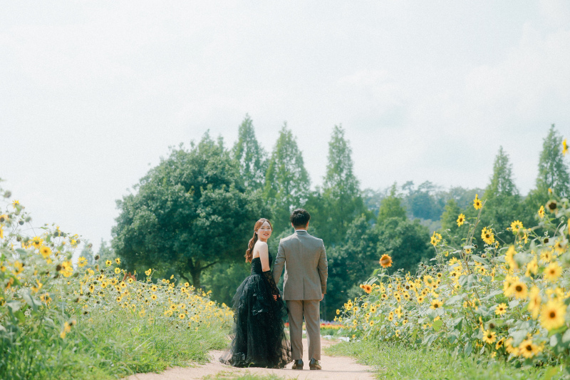 手繋ぎショット