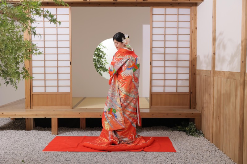 新婦の後ろ姿も魅力的