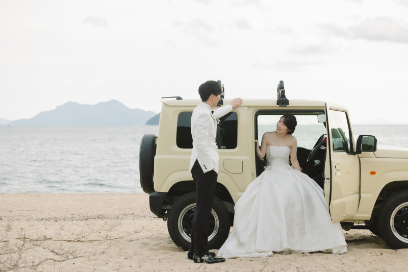 愛車と共に洋装へ